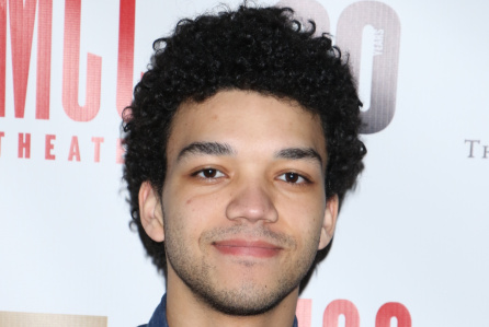 File:Justice Smith Detective Pikachu.jpg
